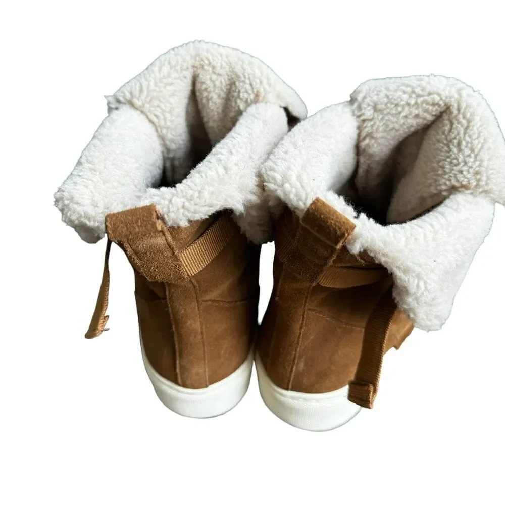 CECELIA NEW YORK Julie Wedge Sneaker Boots in honey 7.5